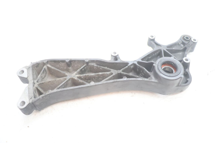 photo de EXHAUST MOUNT HONDA FJS SILVER WING SILVERWING 400 (2005 - 2008) - Technical close-up