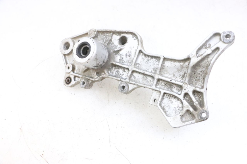 photo de EXHAUST MOUNT SYM GTS EVO 125 (2009 - 2013) - Component detail