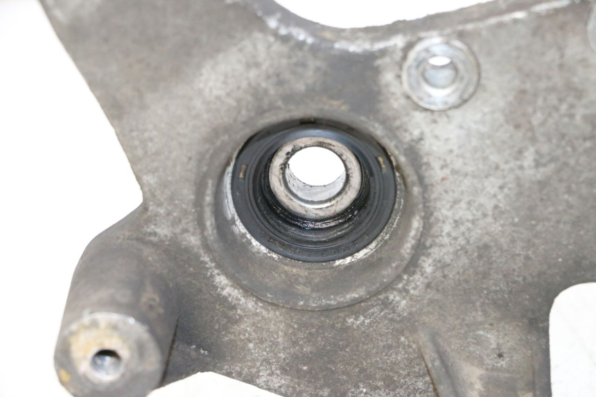 photo de EXHAUST MOUNT DAELIM HISTORY 125 (2001 - 2002) - Alternative perspective