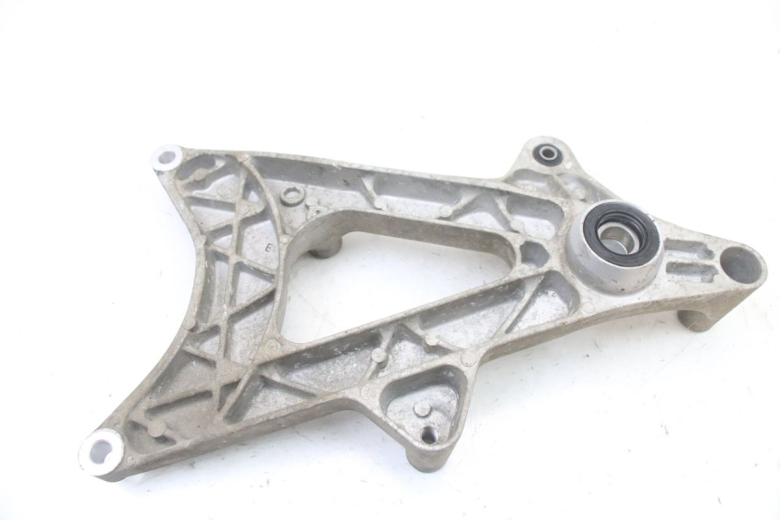 photo de EXHAUST MOUNT HONDA PCX (JF57/JF64) 125 (2014 - 2018) - Alternative perspective