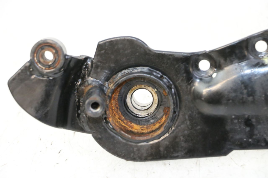 photo de EXHAUST MOUNT LONGJIA SHARPY 125 (2020 - 2024) - Alternative perspective