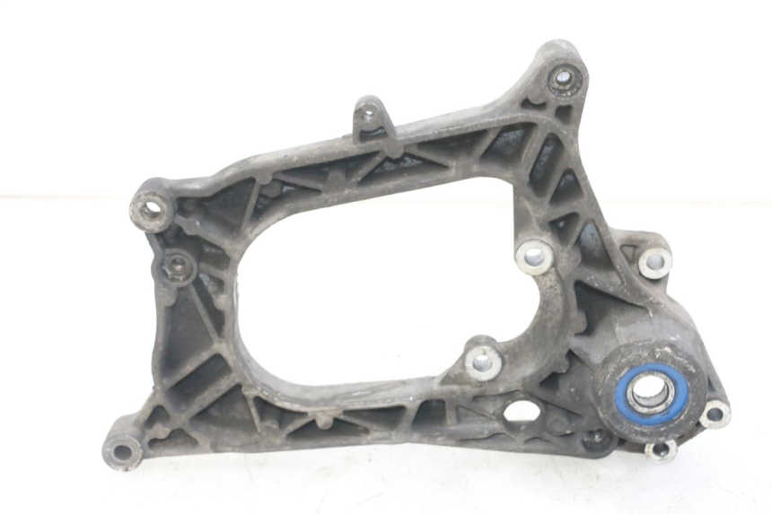 photo de EXHAUST MOUNT PIAGGIO MP3 LT 300 (2010 - 2016) - Zoom on usage condition