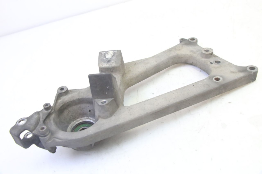 photo de EXHAUST MOUNT PIAGGIO MP3 500 (2011 - 2015) - Component detail