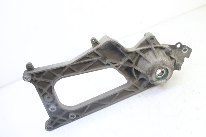 photo de EXHAUST MOUNT PIAGGIO MP3 500 (2011 - 2015) - Alternative perspective