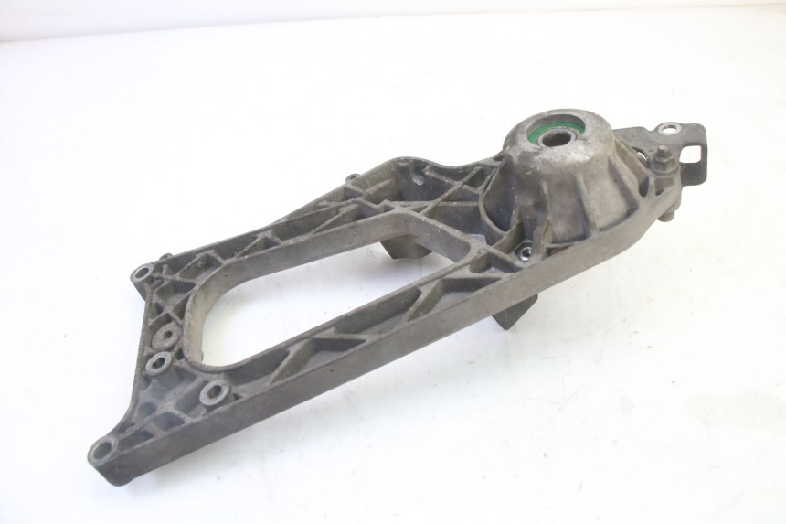 photo de EXHAUST MOUNT PIAGGIO MP3 500 (2011 - 2015) - Technical close-up