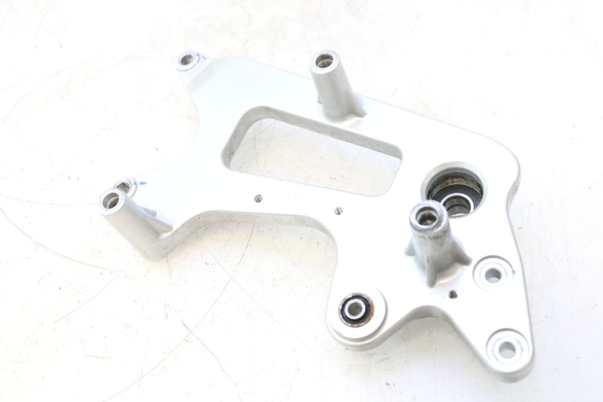 photo de EXHAUST MOUNT JM MOTORS R-MAX TECH 50 (2024 - 2026) - Zoom on usage condition