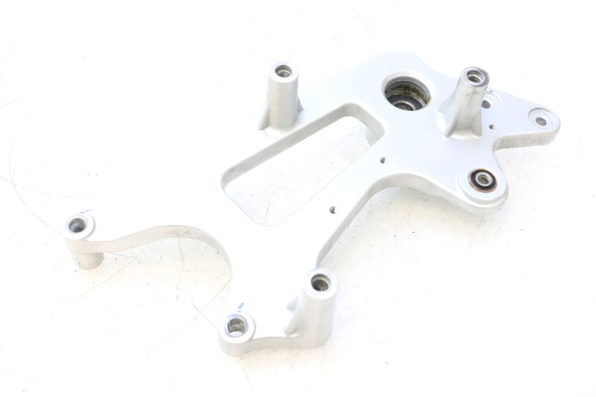 photo de EXHAUST MOUNT JM MOTORS R-MAX TECH 50 (2024 - 2026) - Alternative perspective