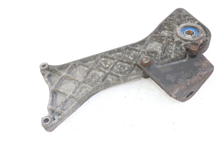 photo de EXHAUST MOUNT APRILIA SCARABEO GT TOURING 125 (1999 - 2005) - Component detail