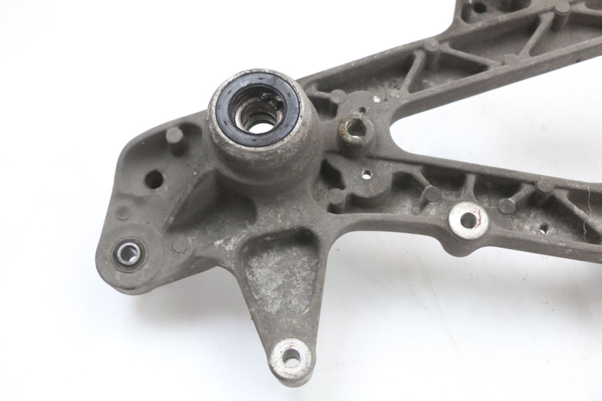 photo de EXHAUST MOUNT HONDA SH ABS 125 (2012 - 2017) - Fixing points details