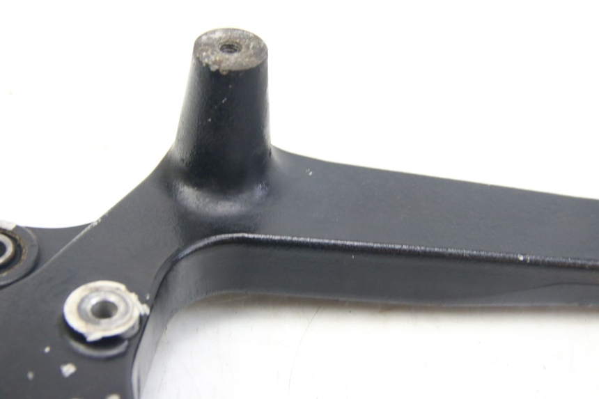 photo de POT SUPPORT SUZUKI SIXTEEN 125 (2008 - 2010) - Spare part profile view