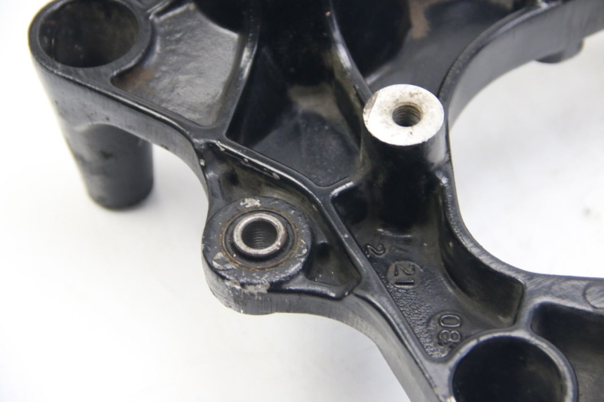 photo de POT SUPPORT SUZUKI SIXTEEN 125 (2008 - 2010) - Technical close-up