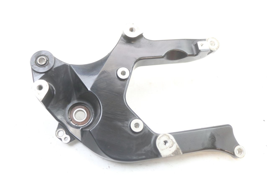 photo de EXHAUST MOUNT SUZUKI BURGMAN 125 (2018 - 2021) - Main view
