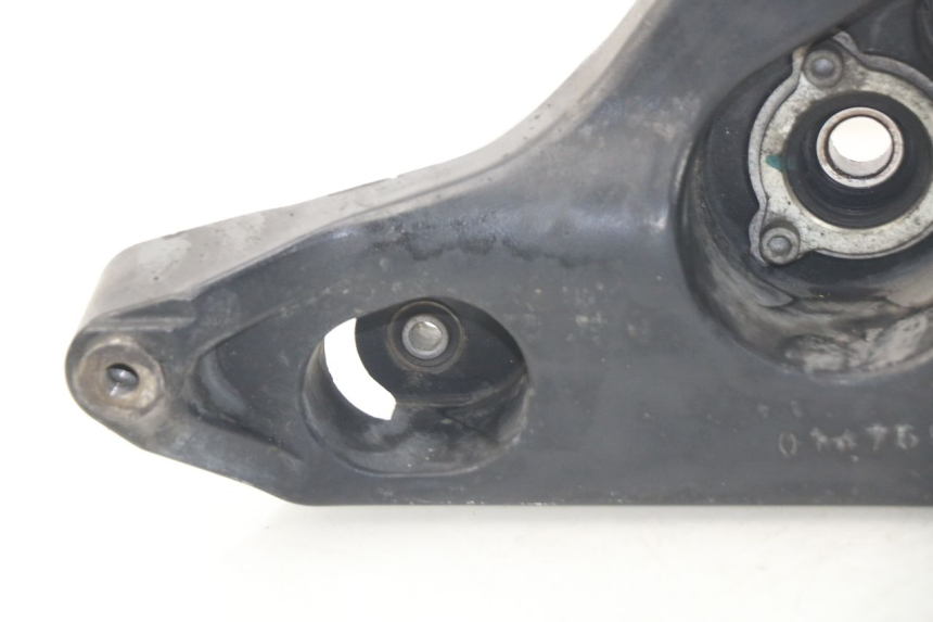 photo de EXHAUST MOUNT YAMAHA YP X-MAX XMAX 400 (2014 - 2017) - Technical close-up