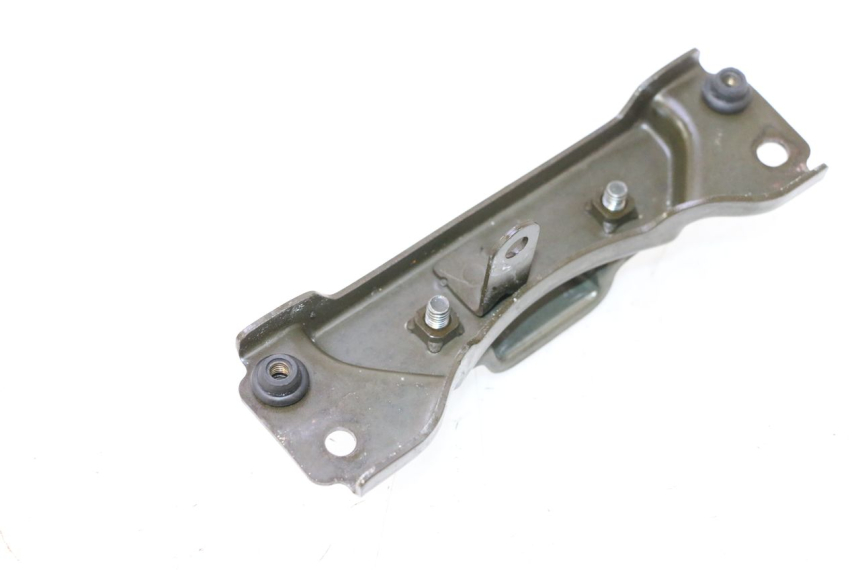 photo de FUEL TANK MOUNT KAWASAKI ER-6 ER6 N 650 (2005 - 2009) - Zoom on usage condition