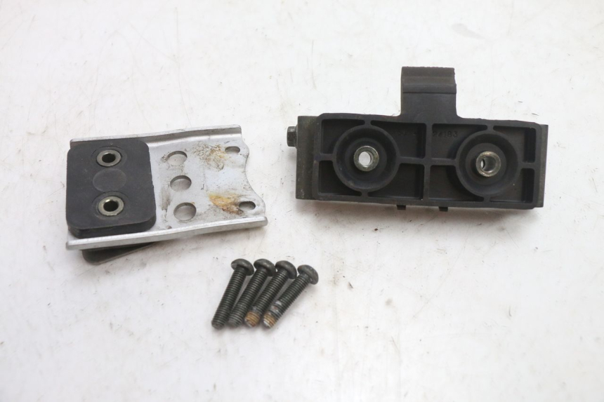 photo de FUEL TANK MOUNT YAMAHA FJR 1300 (2001 - 2005) - Alternative perspective