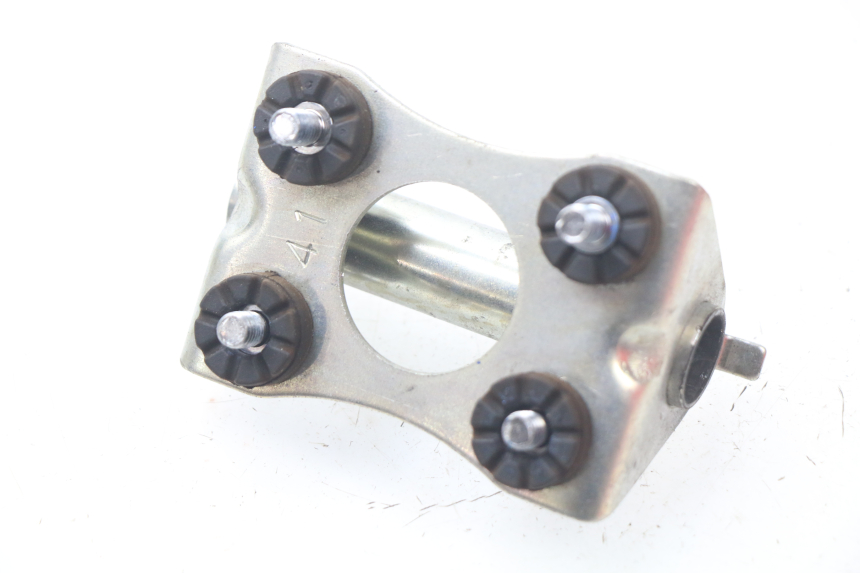 photo de FUEL TANK MOUNT SUZUKI GSX-R GSXR K16 1000 (2012 - 2016) - Zoom on usage condition