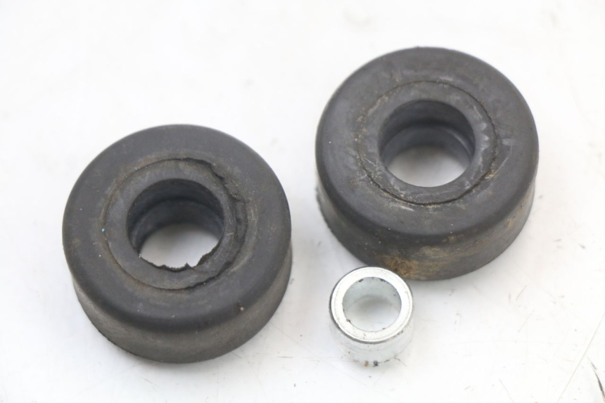 photo de FUEL TANK MOUNT RIEJU MRT 50 (2018 - 2021) - Zoom on usage condition