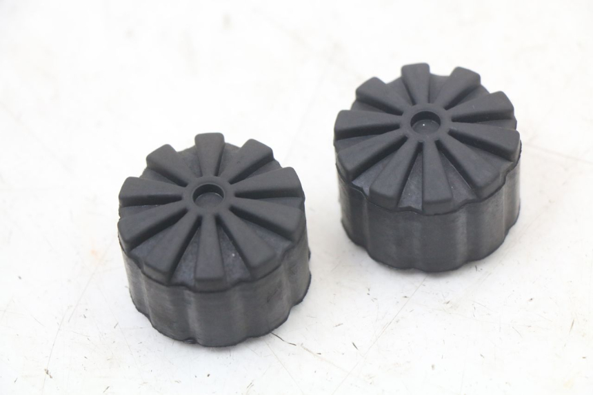 photo de FUEL TANK MOUNT ROYAL ENFIELD CONTINENTAL GT 650 (2019 - 2024) - Component detail