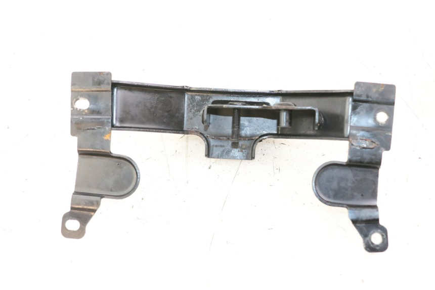 photo de FUEL TANK MOUNT YAMAHA FZ1 FAZER 1000 (2007 - 2009) - Zoom on usage condition