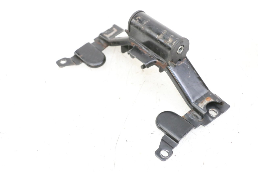 photo de FUEL TANK MOUNT YAMAHA FZ1 FAZER 1000 (2007 - 2009) - Alternative perspective