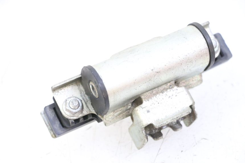 photo de FUEL TANK MOUNT YAMAHA XJ6 600 (2008 - 2016) - Main view