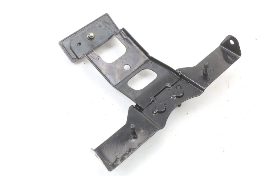 photo de LICENSE PLATE HOLDER JONWAY AZTRAL 125 (2008 - 2017) - Technical close-up