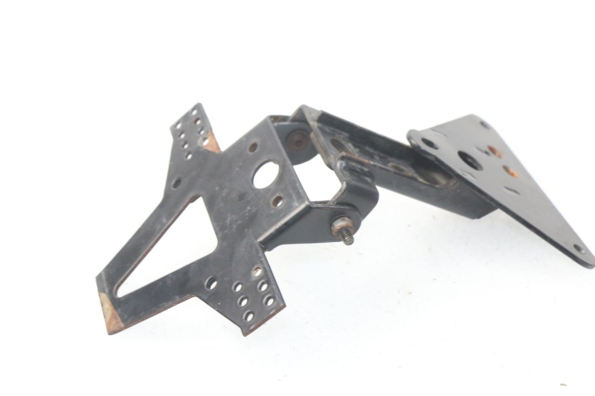 photo de NUMBER PLATE MOUNT MV AGUSTA BRUTALE R WALLY 910 (2008 - 2008) - Alternative perspective