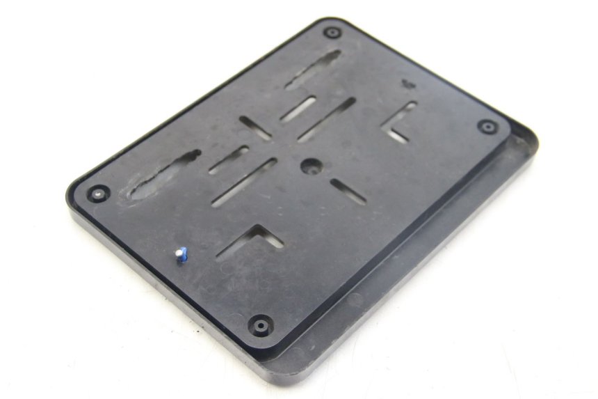 photo de LICENSE PLATE HOLDER YAMAHA BW'S BWS 125 (2010 - 2013) - Surface and material condition