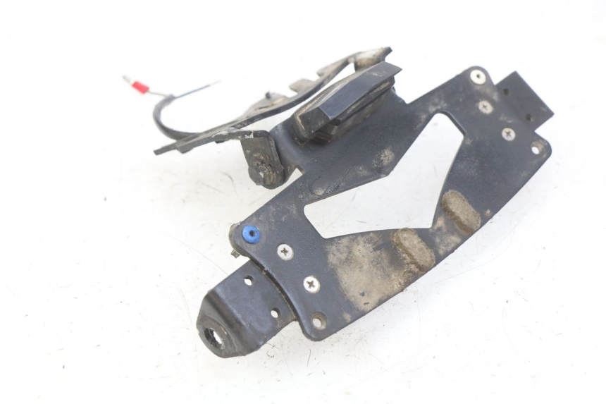 photo de LICENSE PLATE HOLDER HONDA CB R 1000 (2018 - 2023) - Technical close-up