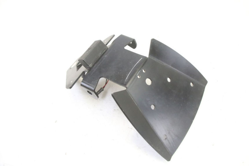 photo de NUMBER PLATE MOUNT SUZUKI GSR 750 (2011 - 2017) - Alternative perspective