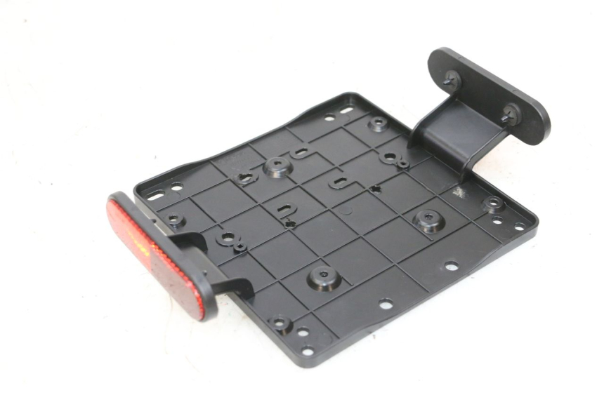 photo de NUMBER PLATE MOUNT PIAGGIO MP3 HPE 300 (2019 - 2026) - Component detail