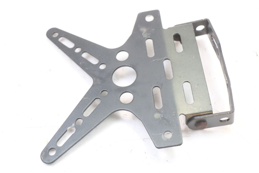 photo de NUMBER PLATE MOUNT SUZUKI SV S 650 (1999 - 2002) - Component detail