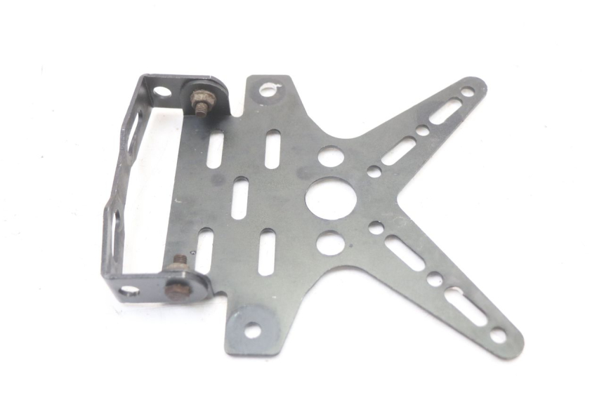 photo de NUMBER PLATE MOUNT SUZUKI SV S 650 (1999 - 2002) - Surface and material condition