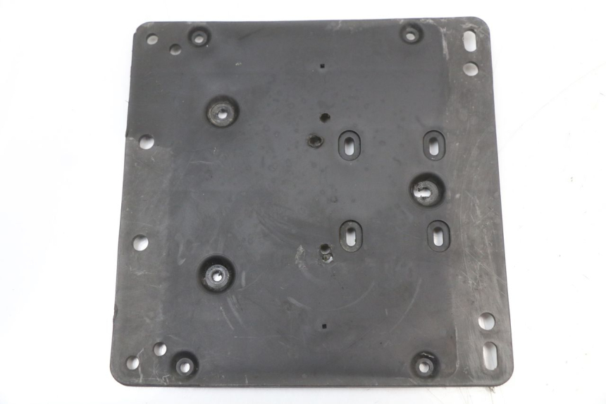 photo de LICENSE PLATE HOLDER PIAGGIO XEVO - X EVO 125 (2007 - 2017) - Main view