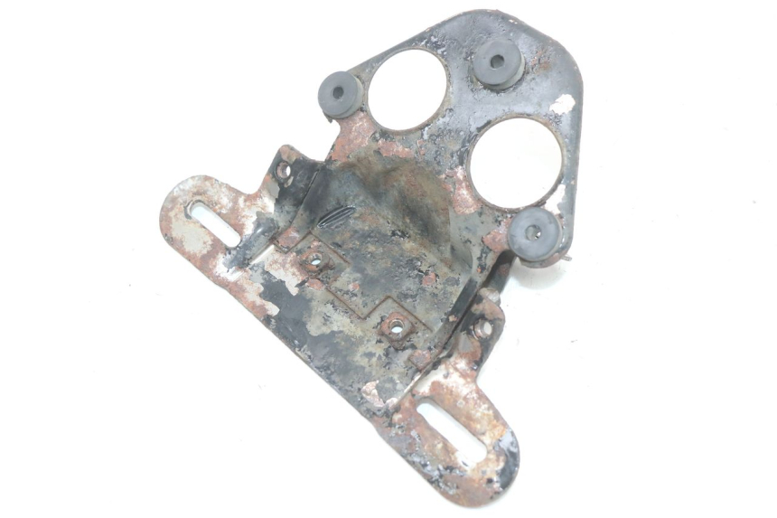 photo de NUMBER PLATE MOUNT YAMAHA XJ F 900 (1983 - 1994) - Zoom on usage condition