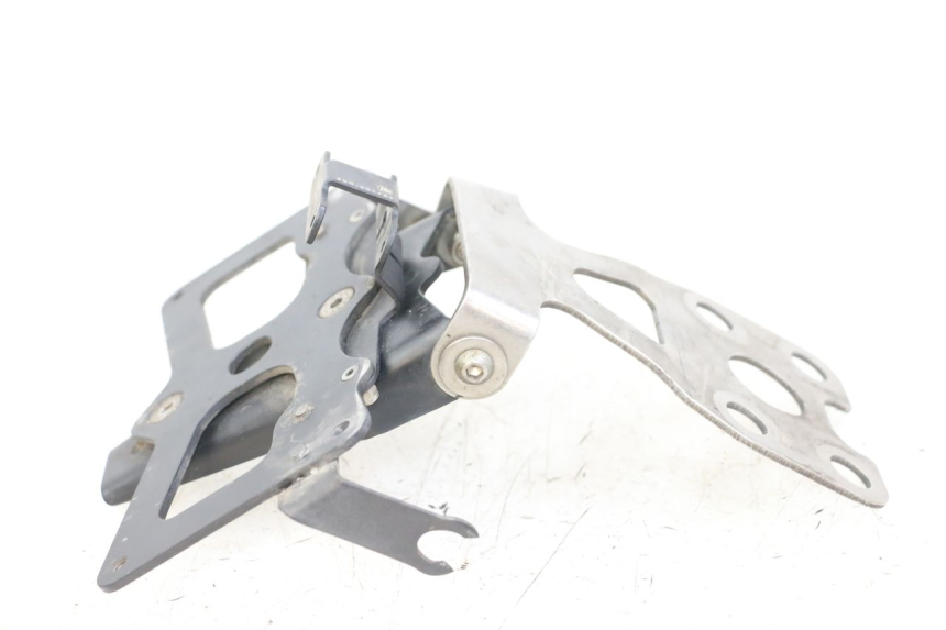 photo de NUMBER PLATE MOUNT YAMAHA XJ6 ABS 600 (2008 - 2016) - Product overview