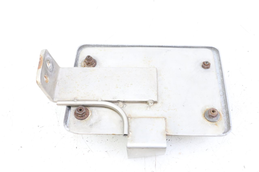 photo de NUMBER PLATE MOUNT YAMAHA XVS DRAG STAR DRAGSTAR 650 (1997 - 2007) - Fixing points details