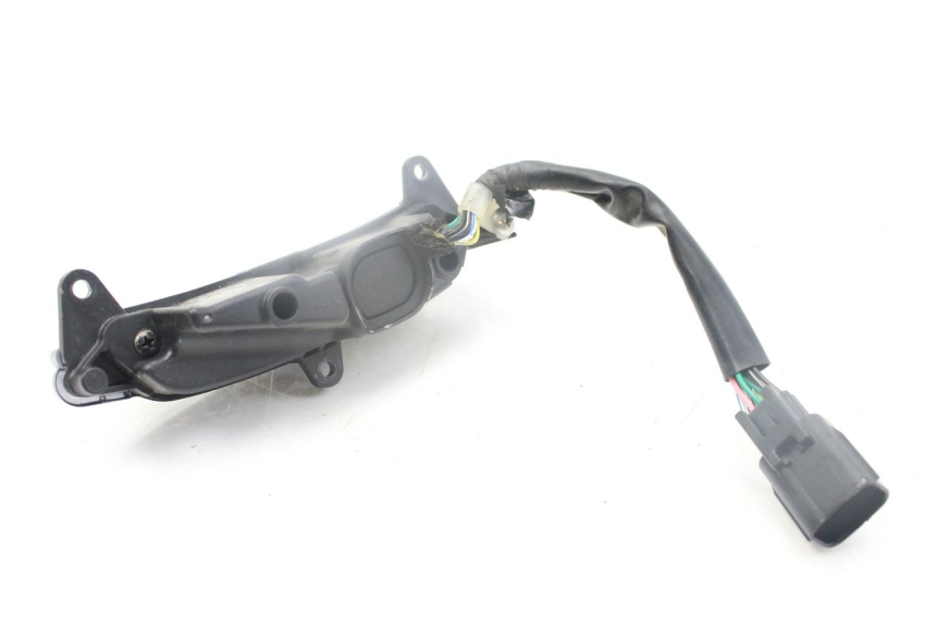 photo de DASHBOARD PIAGGIO MP3 500 (2014 - 2017) - Fixing points details