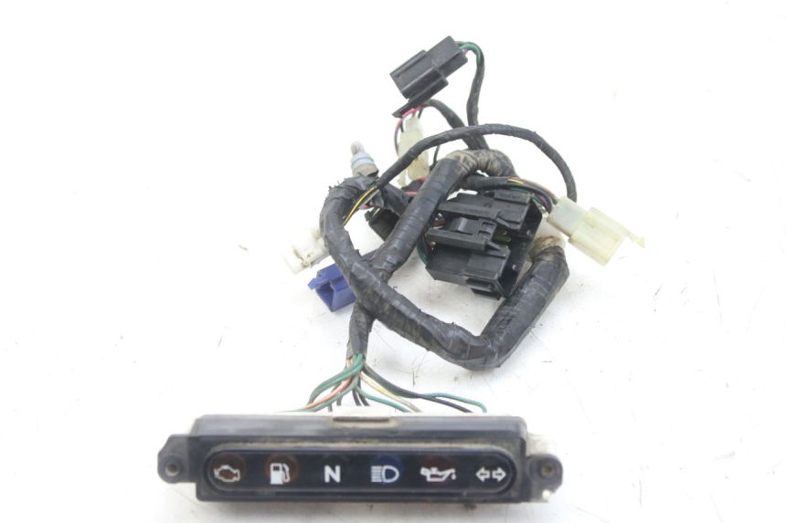 photo de DASHBOARD TRIUMPH SPRINT ST 955 (1999 - 2001) - Component detail