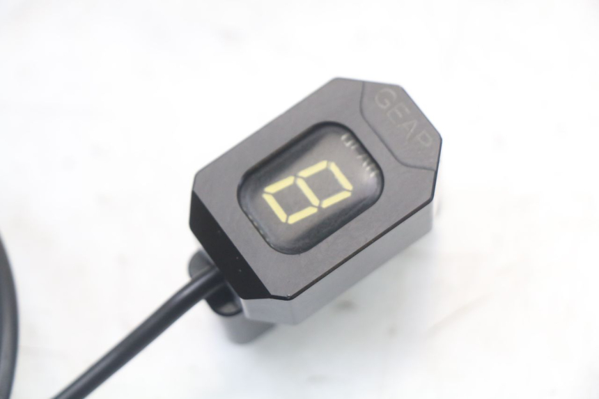 photo de INSTRUMENT YAMAHA FZ1 FAZER 1000 (2007 - 2009) - Zoom on usage condition