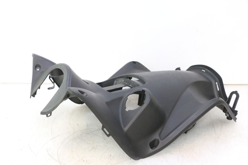 photo de INNER APRON KYMCO AGILITY 16+ 4T 50 (2018 - 2023) - Focus on structure