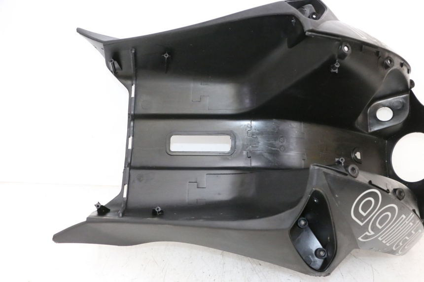 photo de INNER APRON KYMCO AGILITY 4T 50 (2018 - 2022) - Focus on structure