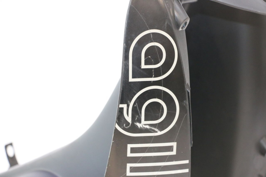 photo de INNER APRON KYMCO AGILITY 4T 50 (2018 - 2022) - Fixing points details