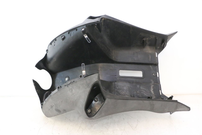 photo de INNER APRON KYMCO AGILITY 4T 50 (2005 - 2018) - Distinctive features