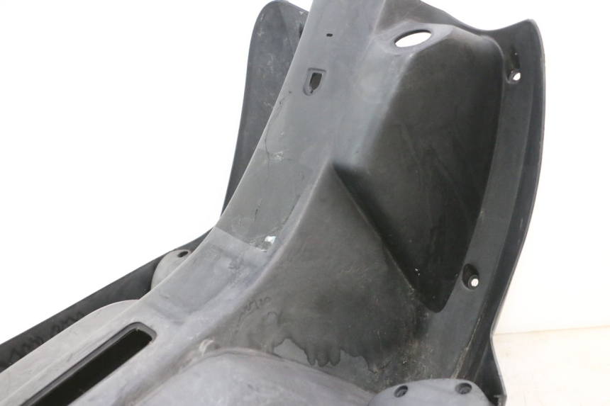 photo de INNER APRON KYMCO AGILITY 4T 50 (2005 - 2018) - Zoom on usage condition
