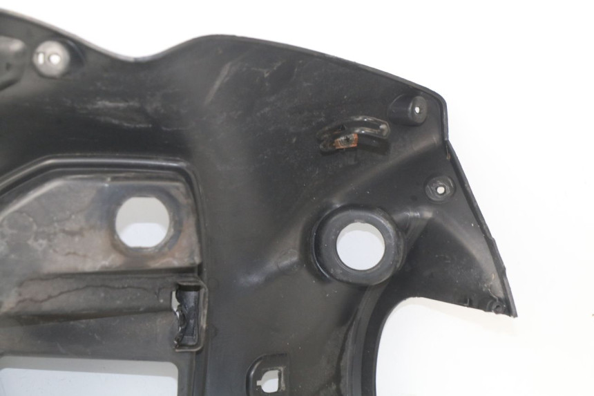 photo de INNER LEGSHIELD KYMCO AGILITY CITY 2T 50 (2008 - 2016) - Distinctive features