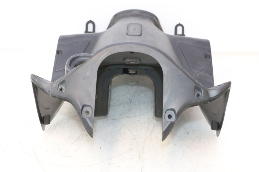 photo de INNER LEGSHIELD KYMCO AGILITY CITY 4T 50 (2008 - 2016) - High-resolution close-up