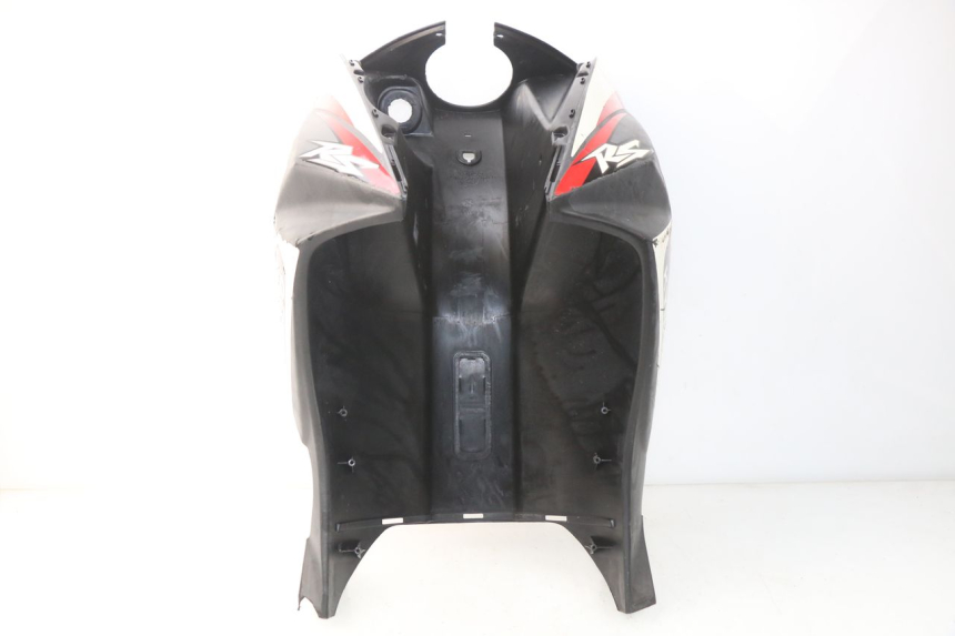 photo de INNER LEGSHIELD KYMCO AGILITY RS 2T 50 (2009 - 2013) - Fixing points details