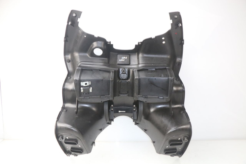 photo de INNER LEGSHIELD APRILIA ATLANTIC 125 (2003 - 2009) - Additional view of the item