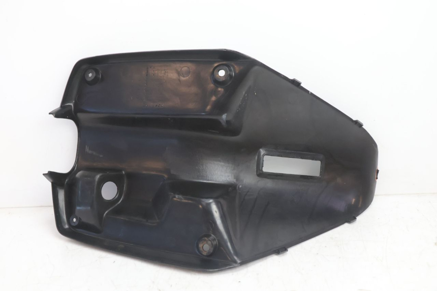 photo de INNER LEGSHIELD MBK BOOSTER SPIRIT 50 (1996 - 1999) - Fixing points details